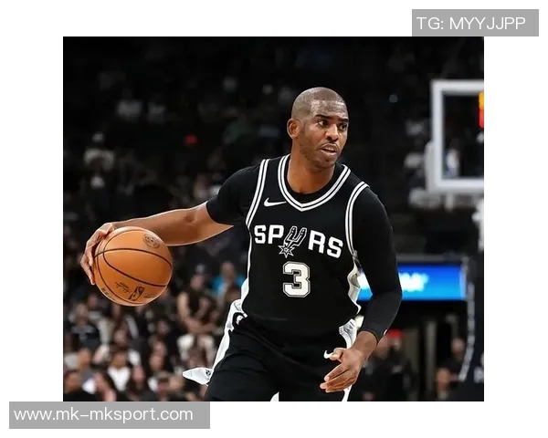 保罗半场表现稳健7分钟内贡献2助攻1抢断正负值高达7 保罗半场表现稳健7分钟内贡献2助攻1抢断正负值高达7