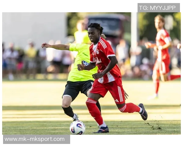 拜仁17岁小将因夜间管理违规被迫回归老东家引发热议 拜仁17岁小将因夜间管理违规被迫回归老东家引发热议