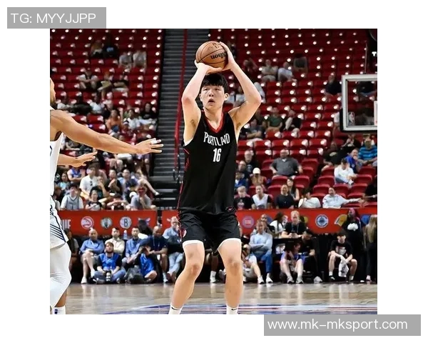 杨瀚森末节表现出色贡献5分4板2助1断正负值1展现锻炼价值