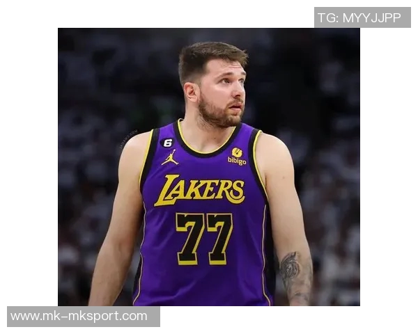 里夫斯谈东契奇交易震惊感受认为他正在逐步适应新环境