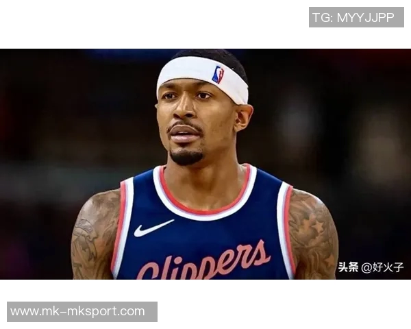 比尔赛季表现令人震惊场均仅得74分创历史新低