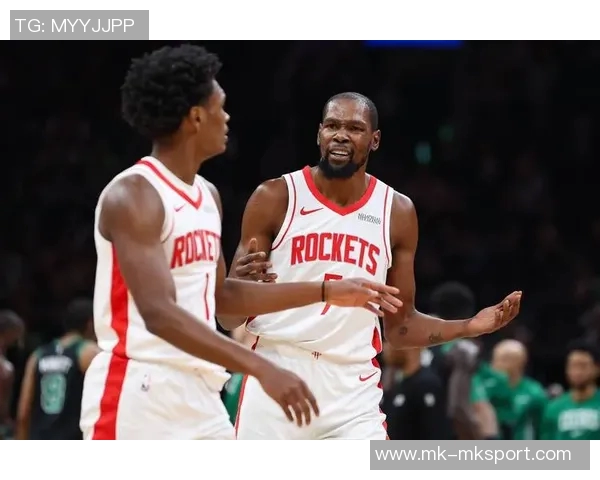 火箭首节进攻犀利掘金防守漏洞显现谢泼德为球队注入新活力 火箭首节进攻犀利掘金防守漏洞显现谢泼德为球队注入新活力